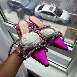 AUTHENTIC — Mach & Mach Double Bow Hot Pink Heels (37)
